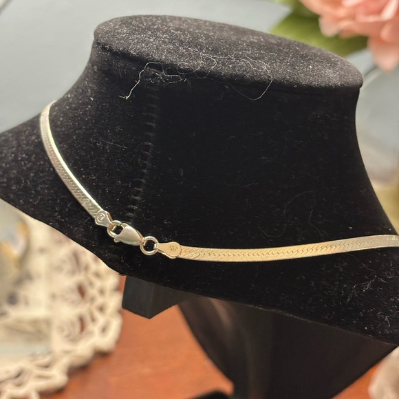 Vintage 925 Sterling Silver Herringbone Silver Necklace - Picture 3 of 5